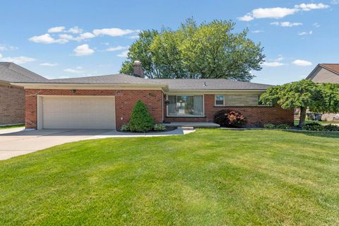 Photo of 42355 Tessmer Drive, Sterling Heights City, MI 48314 (MLS # 58050209505)