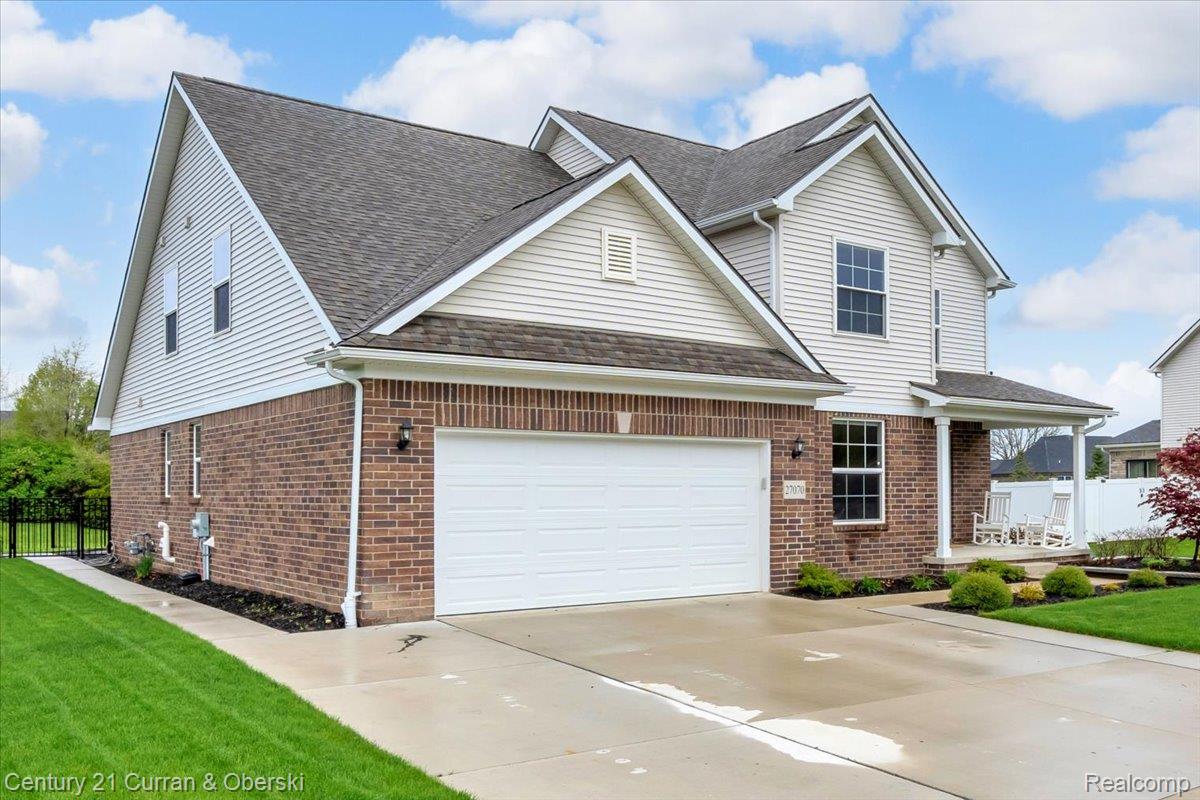 27070 Celtic Drive