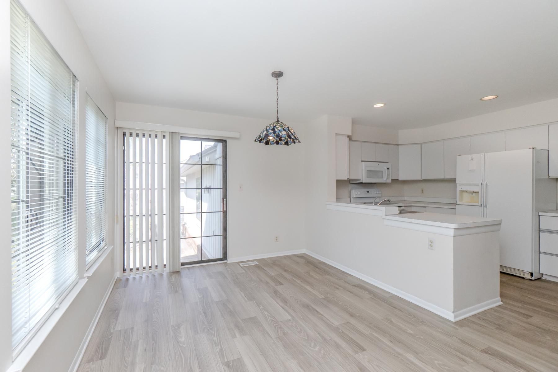 6015 PEBBLE LANE