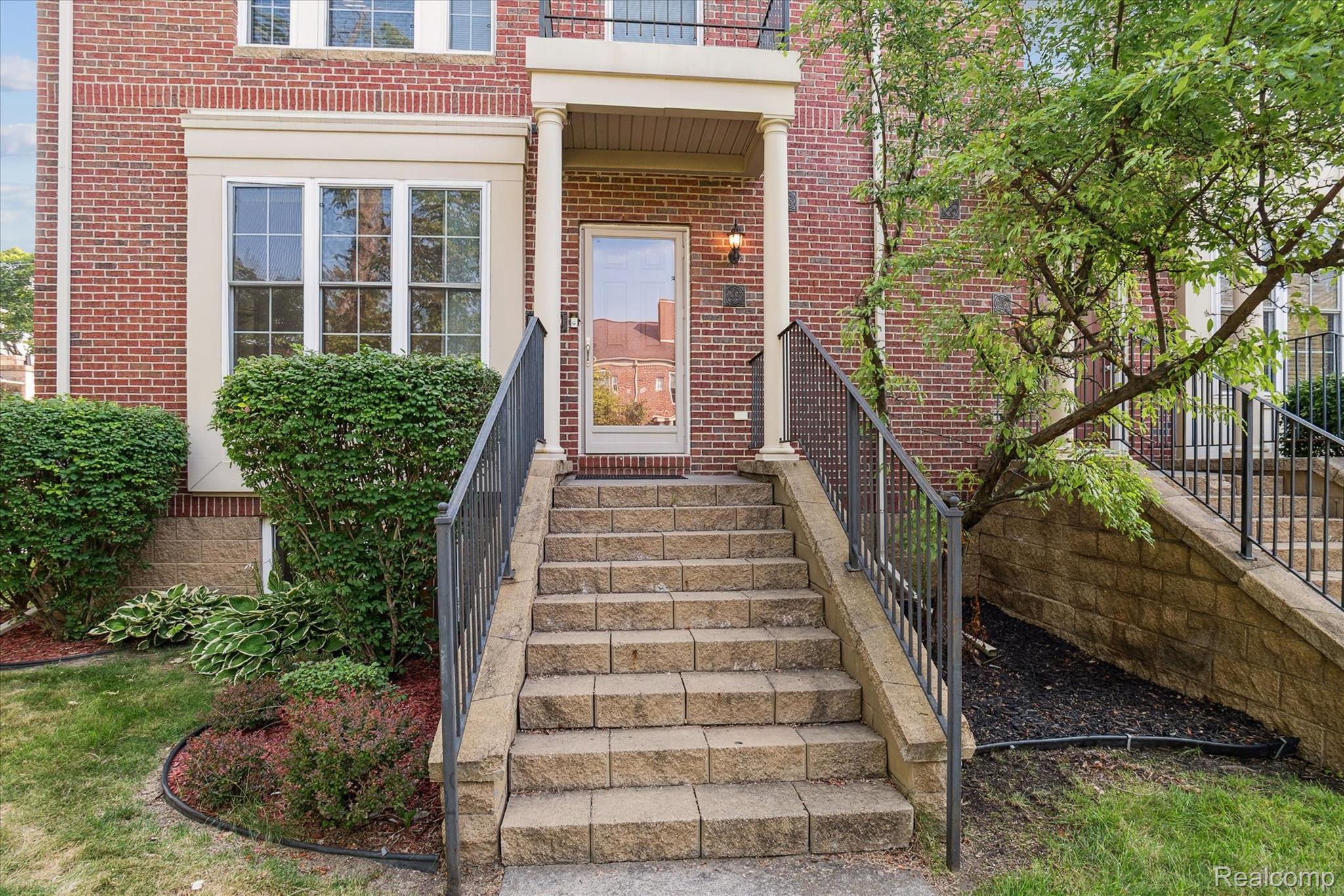 1500 Sheridan Street 17