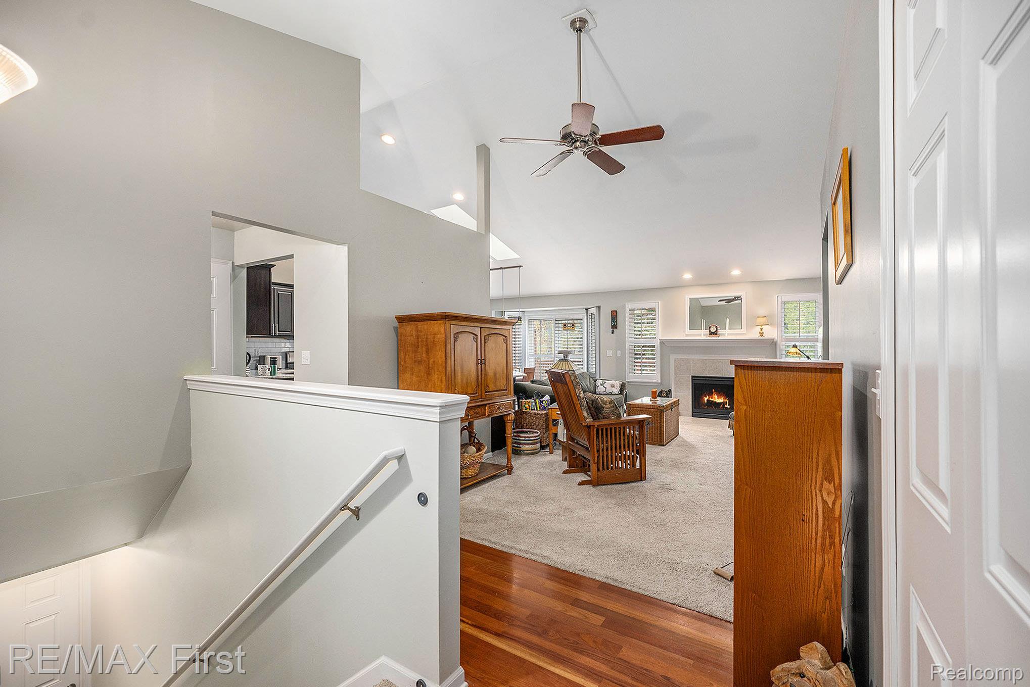 47231 Admirals Cove Lane