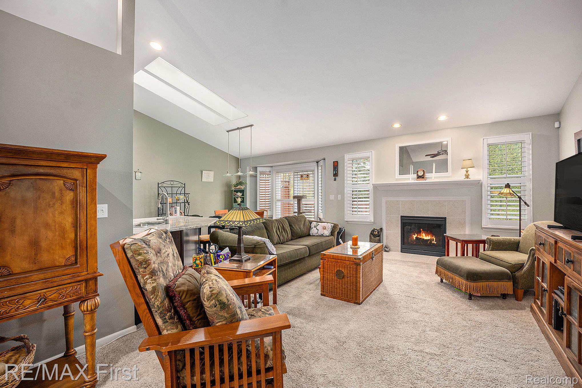 47231 Admirals Cove Lane