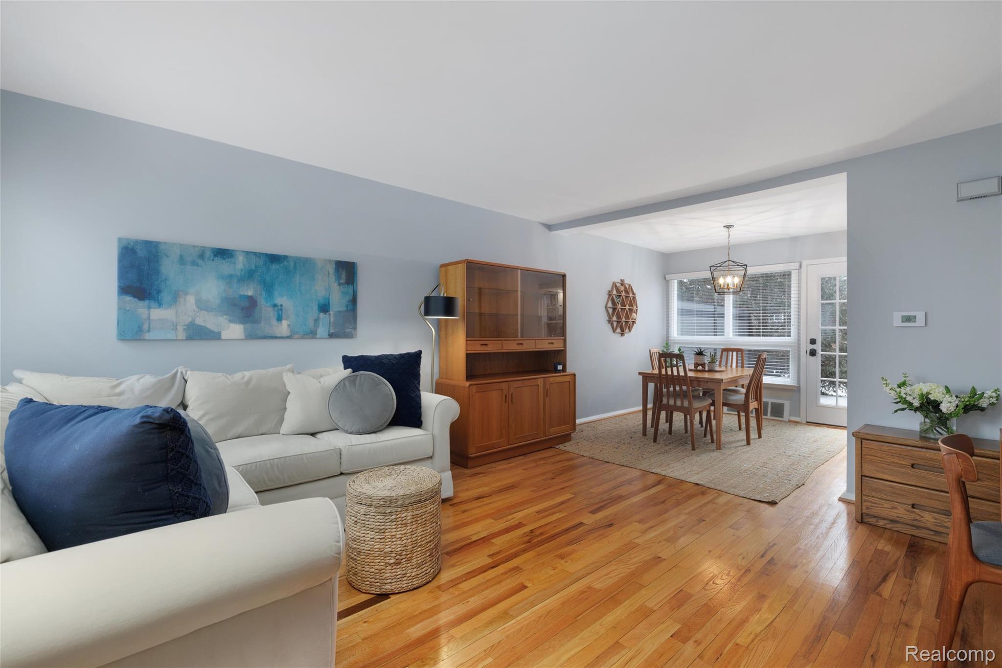 1065 N Old Woodward Avenue