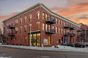 222 N Kalamazoo Mall 200