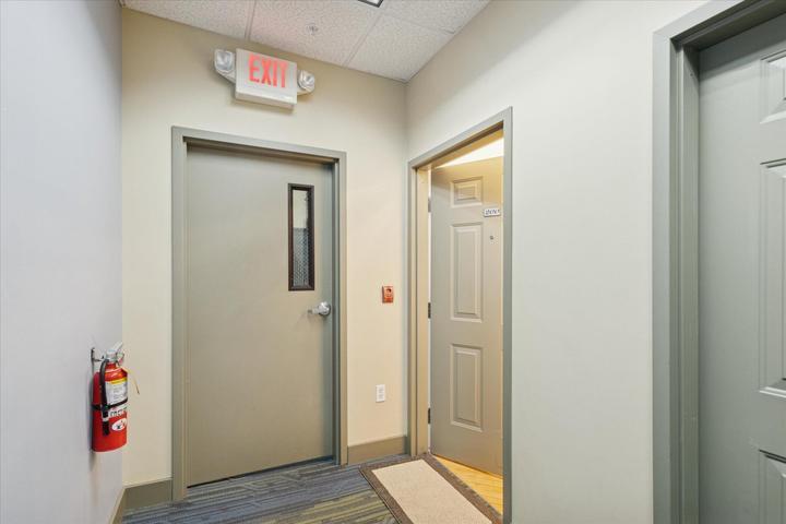 222 N Kalamazoo Mall 200