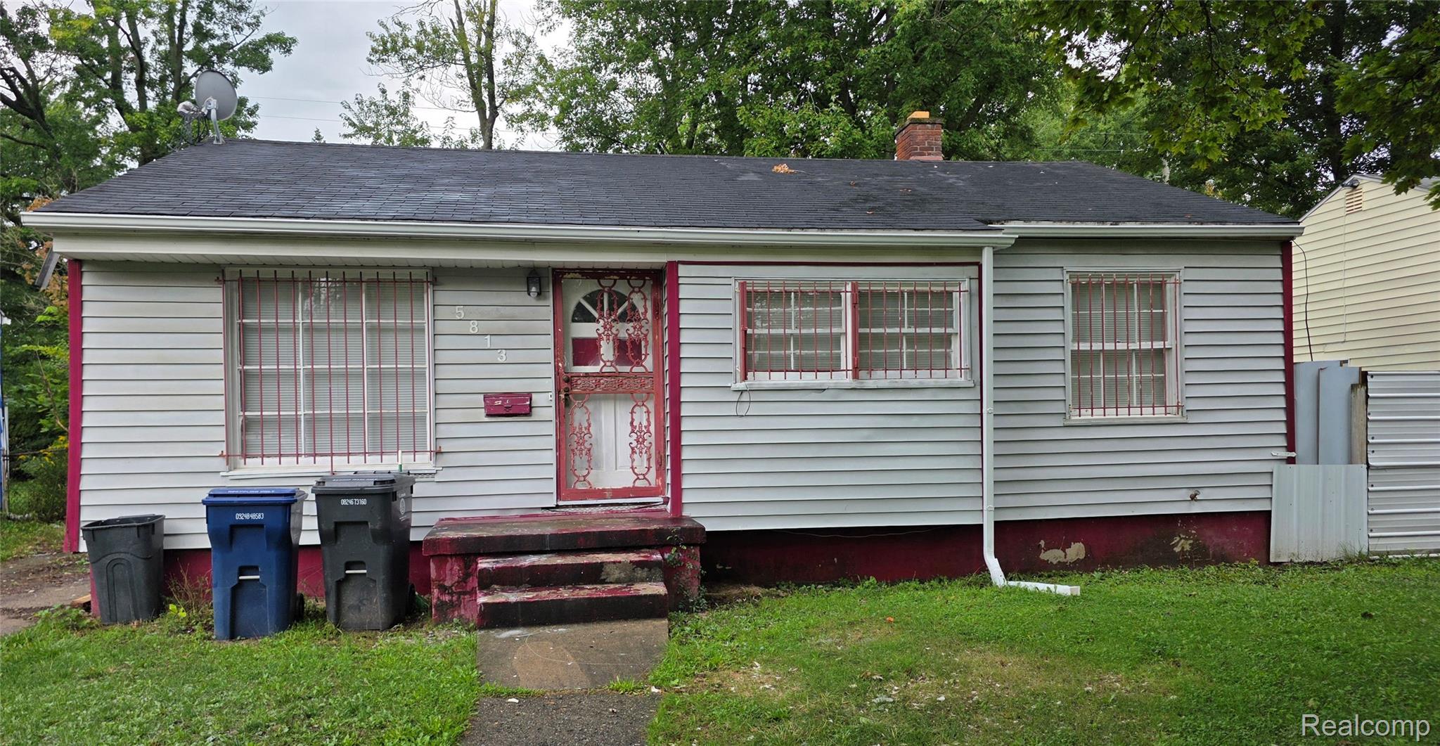 5813 Winthrop Boulevard