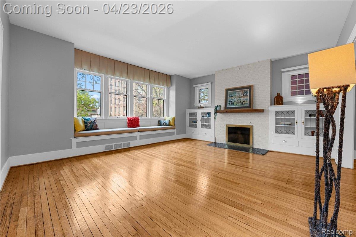 685 W Bethune Street