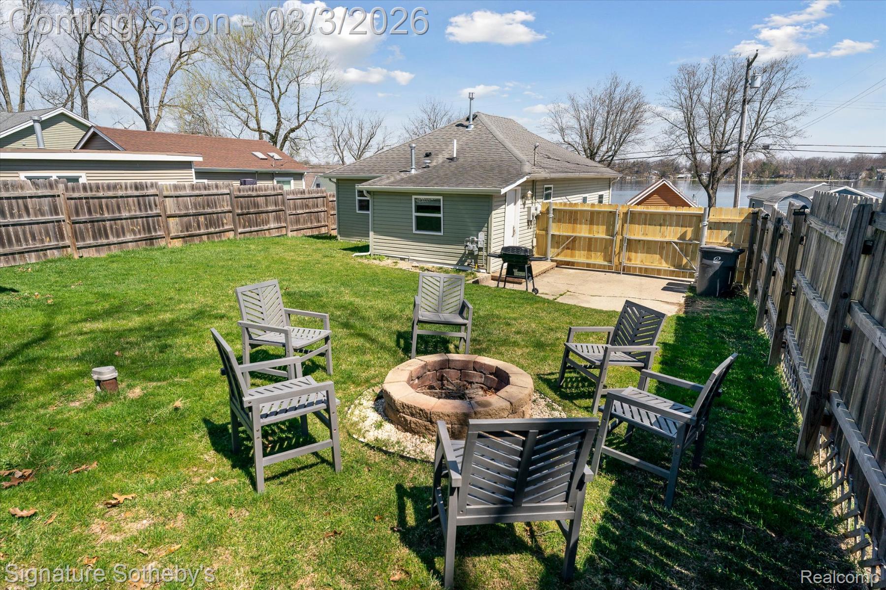 1068 Sunrise Park Street