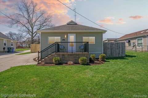 1068 Sunrise Park Street Genoa Township MI 48843