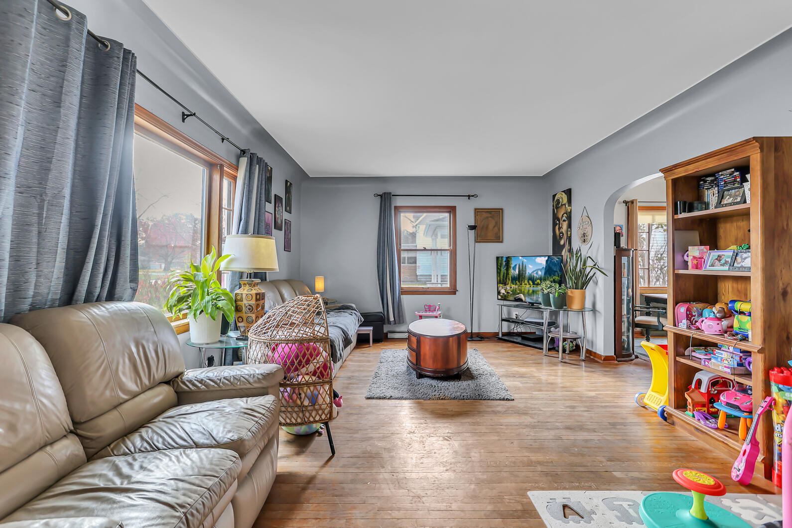 712 N Waterloo Avenue