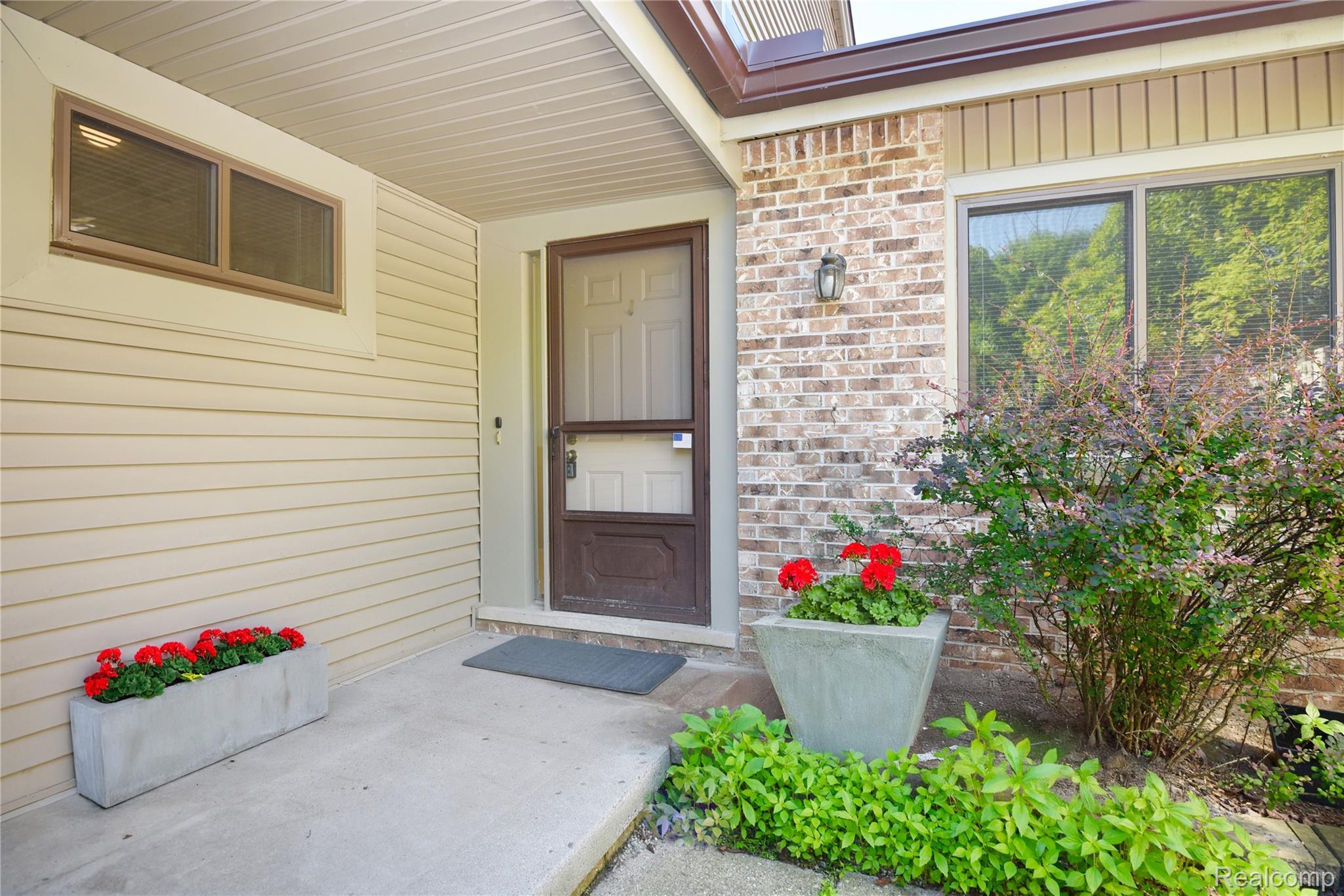27295 Apple Blossom Lane