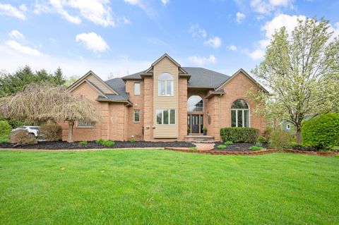 10348 LONDONDERRY Drive Green Oak Township MI 48178