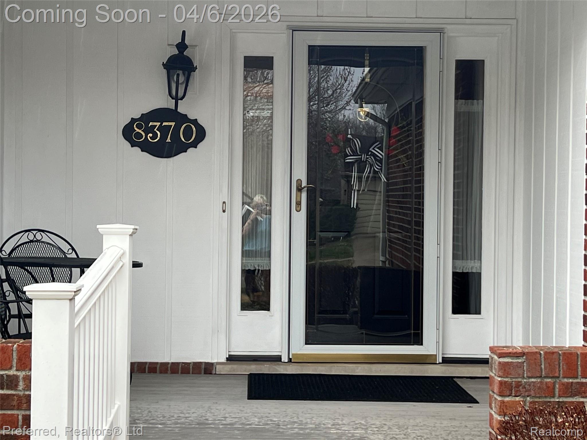 8370 Elmhurst Street