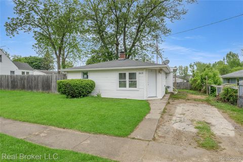 2089 Kenneth Street Burton City MI 48529