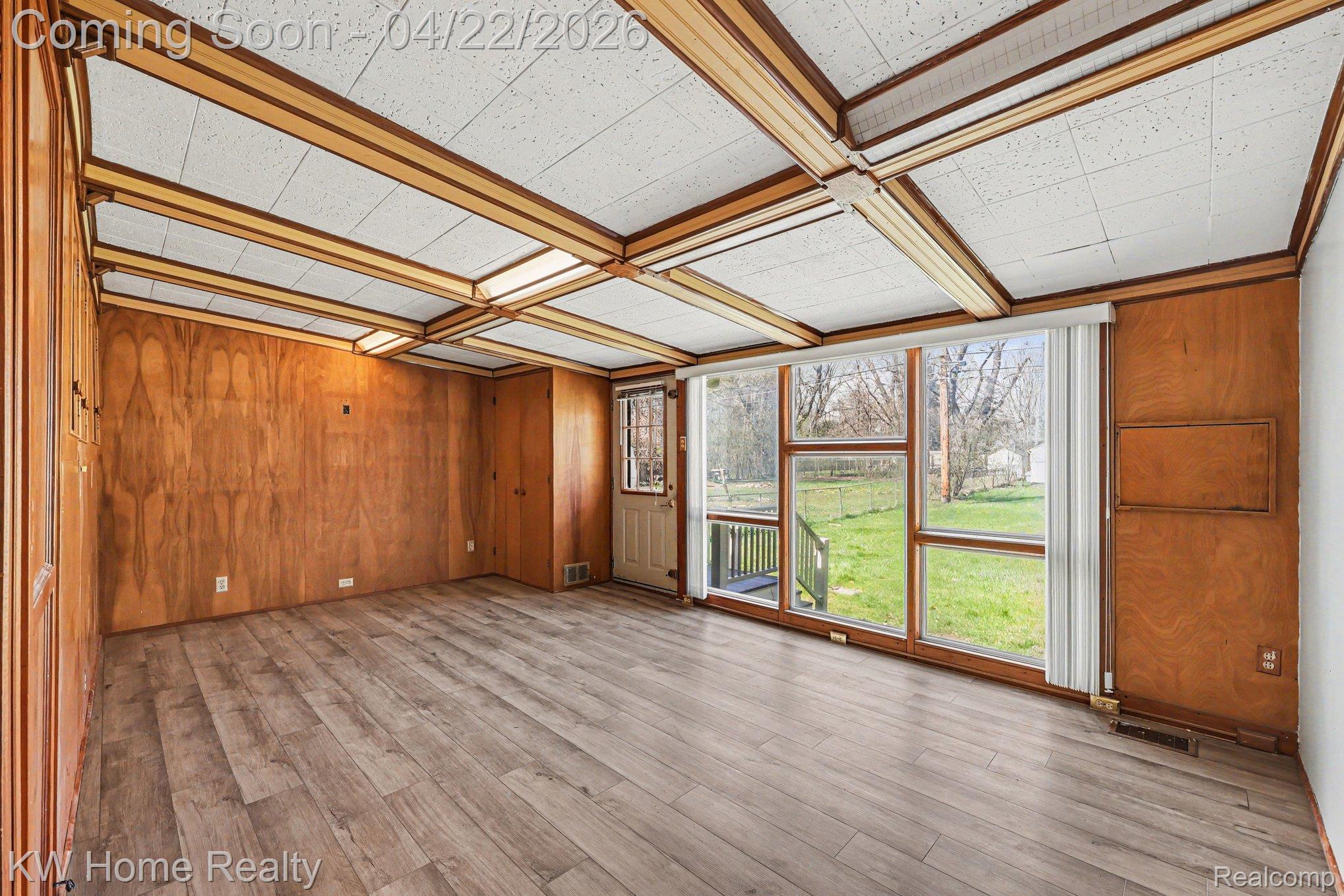 26932 W 6 Mile Road N