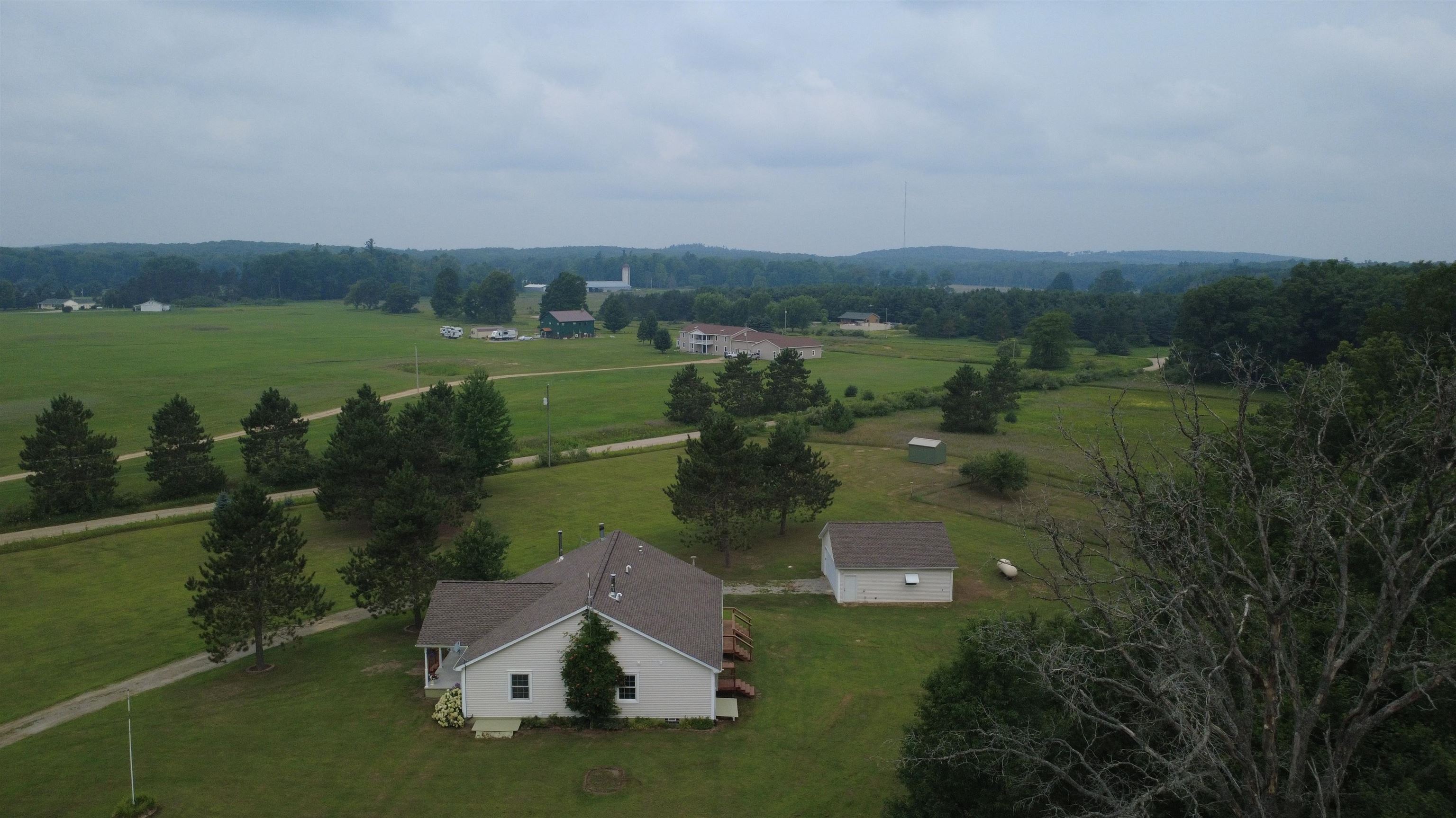 3158 W Clear Lake Road