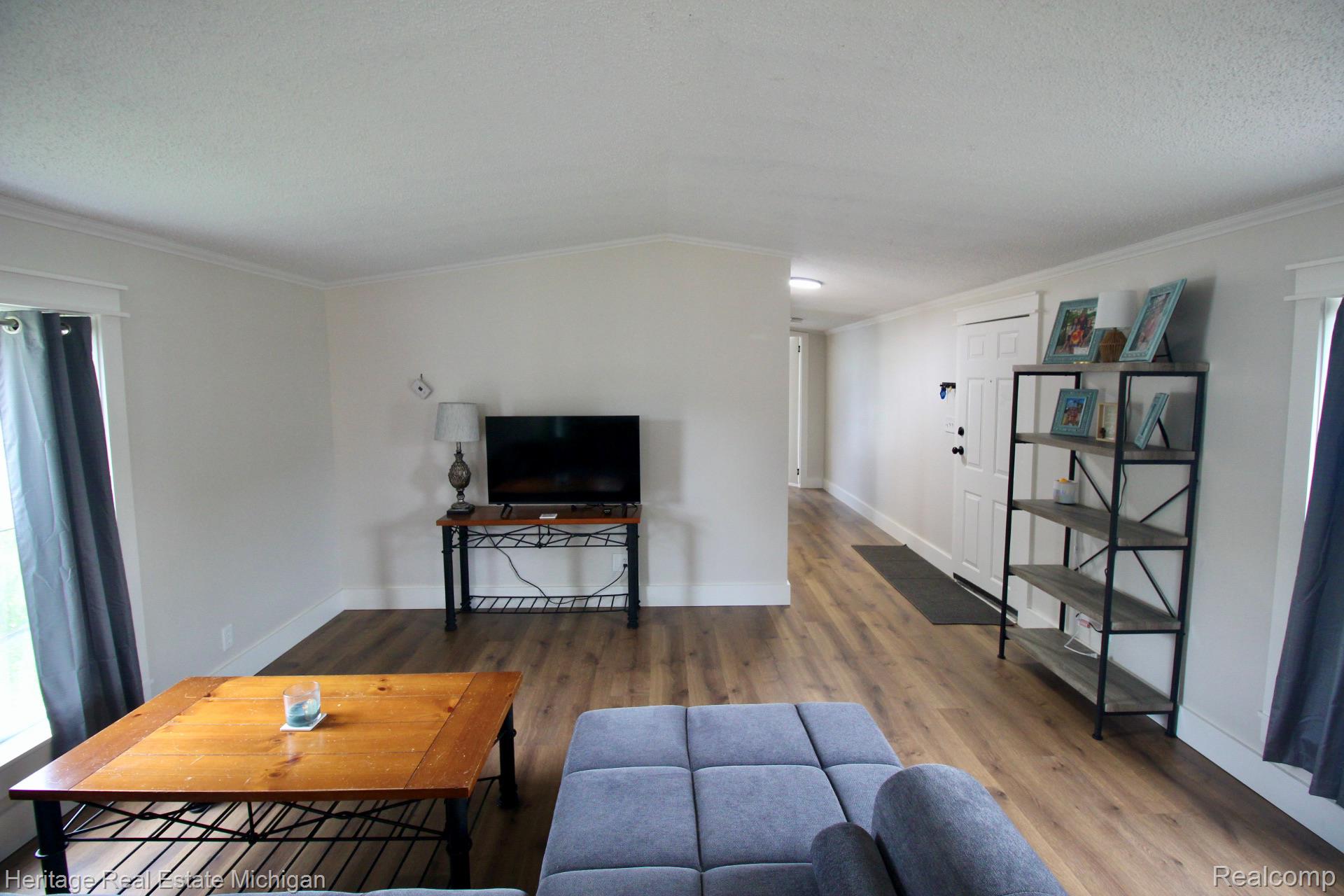 6538 Biscayne
