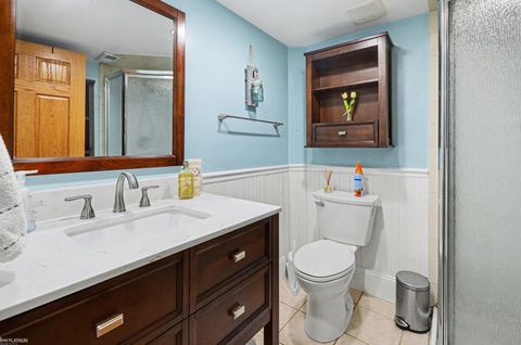 Tiny photo for 15724 E 13 Mile Road, Roseville City, MI 48066 (MLS # 58050201130)