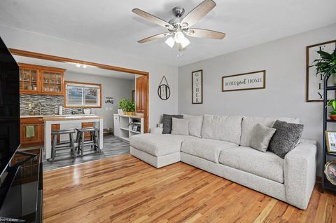 Tiny photo for 15724 E 13 Mile Road, Roseville City, MI 48066 (MLS # 58050201130)