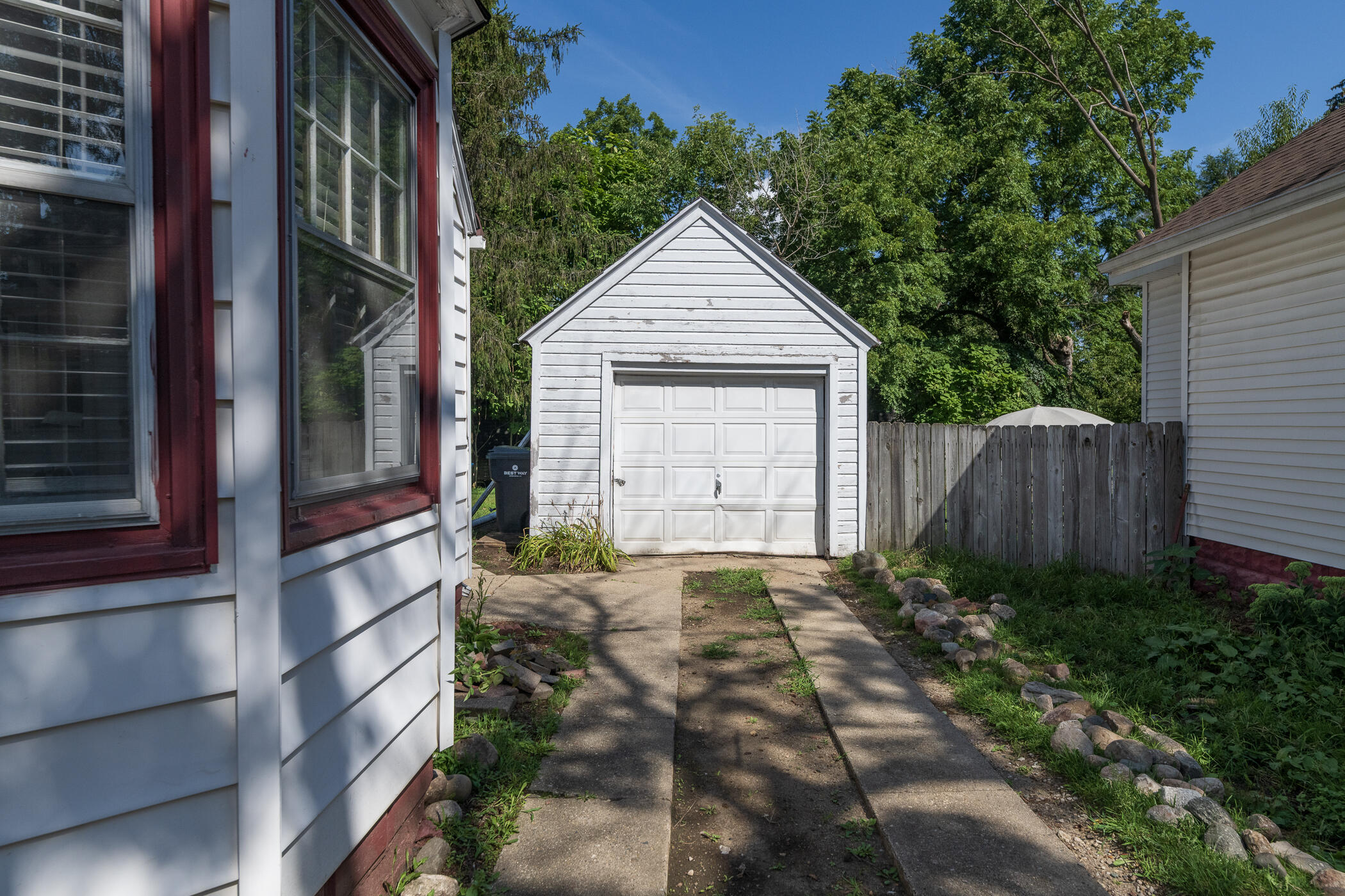915 Sheridan Drive