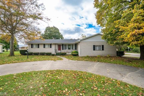 188 E Bay Street Sebewaing Village MI 48759