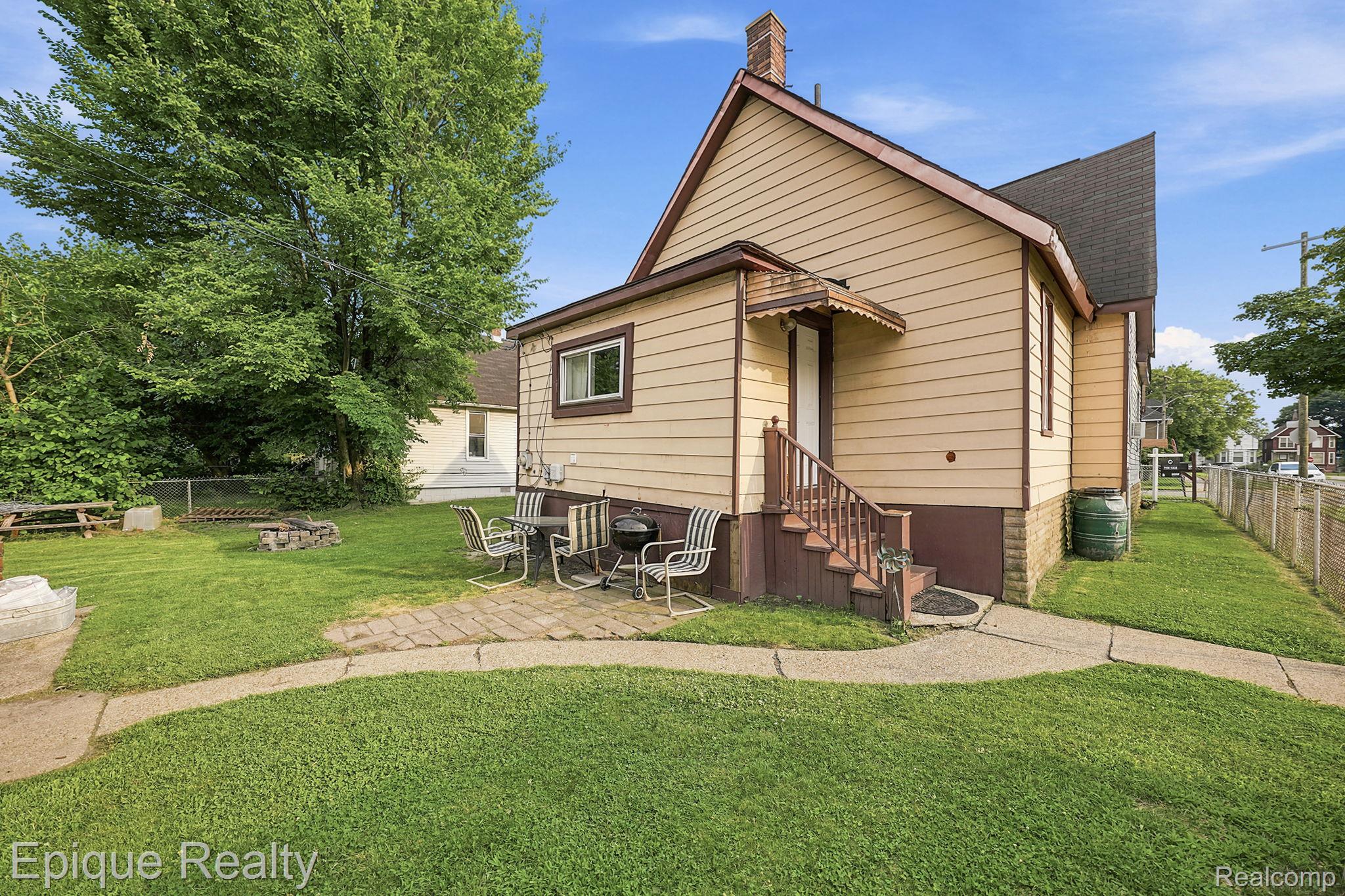 75 E Cicotte Street