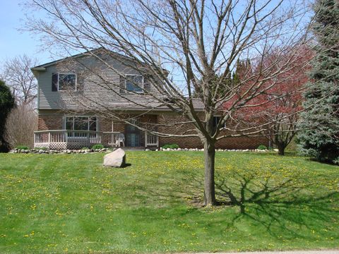 3818 HI DALE Drive Orion Charter Township Oakland MI 48360