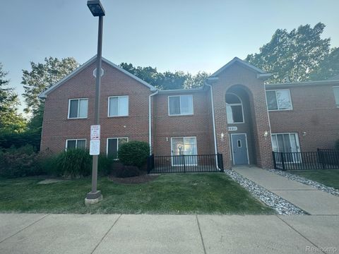 3021 Birch Row Drive 14 East Lansing City MI 48823