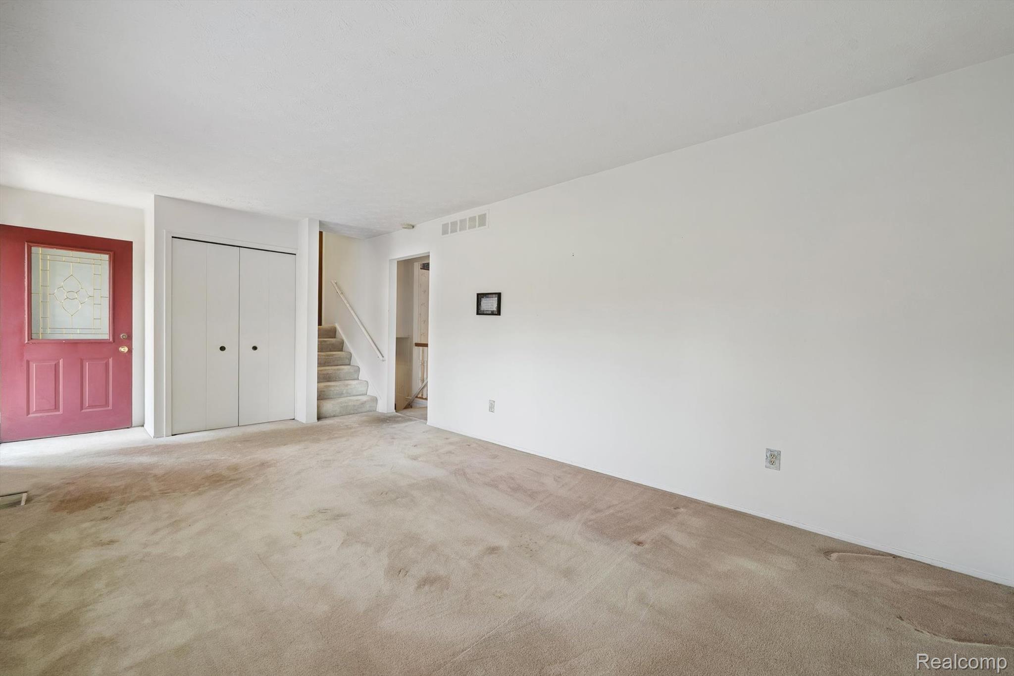 37582 Whitney Drive