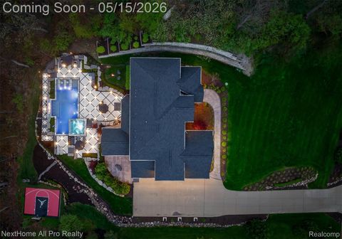 Photo of 12385 Boulder Pass Drive, Brighton Township, MI 48380 (MLS # 20261025110)