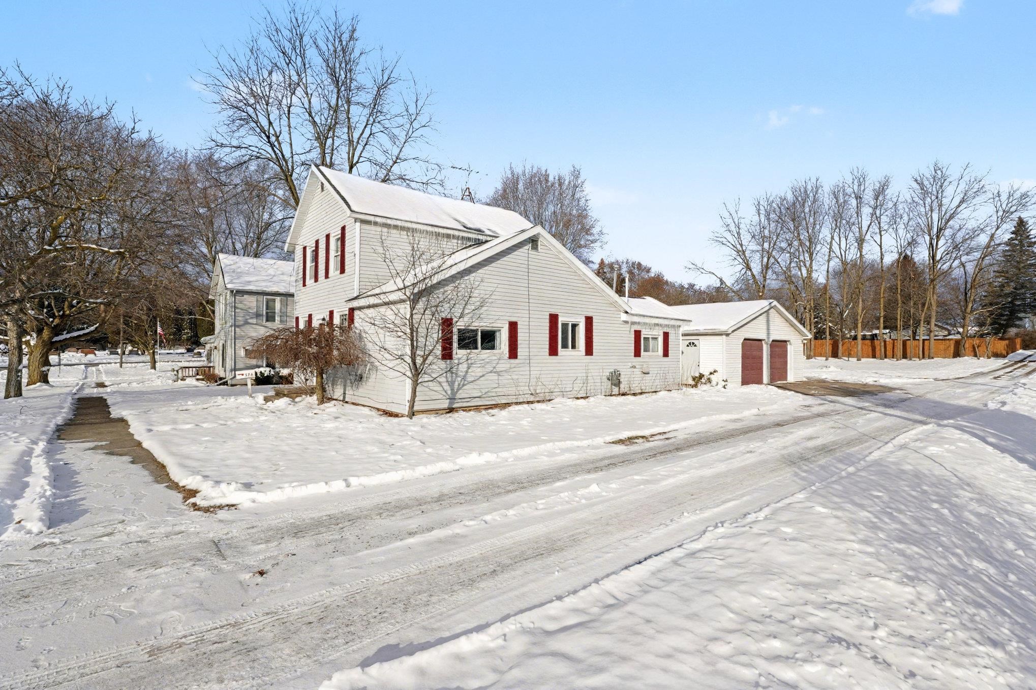 326 W Emerson Street