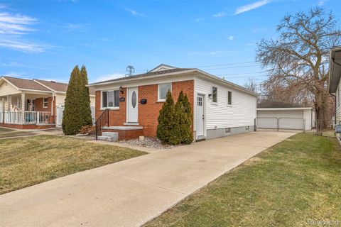 12539 Huron Street Taylor City MI 48180