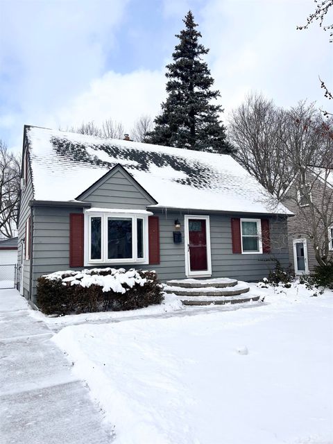 421 N Edgeworth Avenue Royal Oak City MI 48067