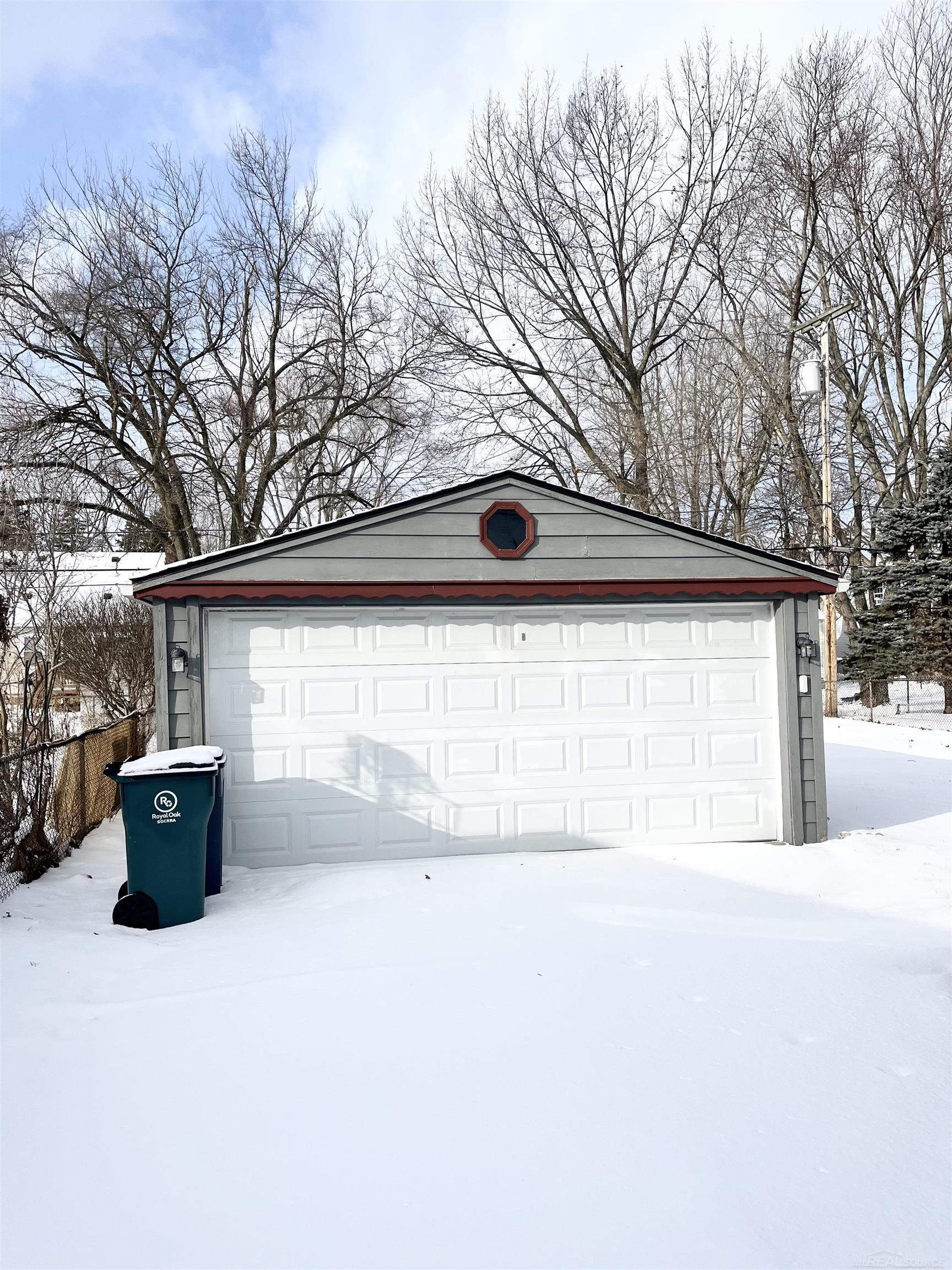 421 N Edgeworth Avenue