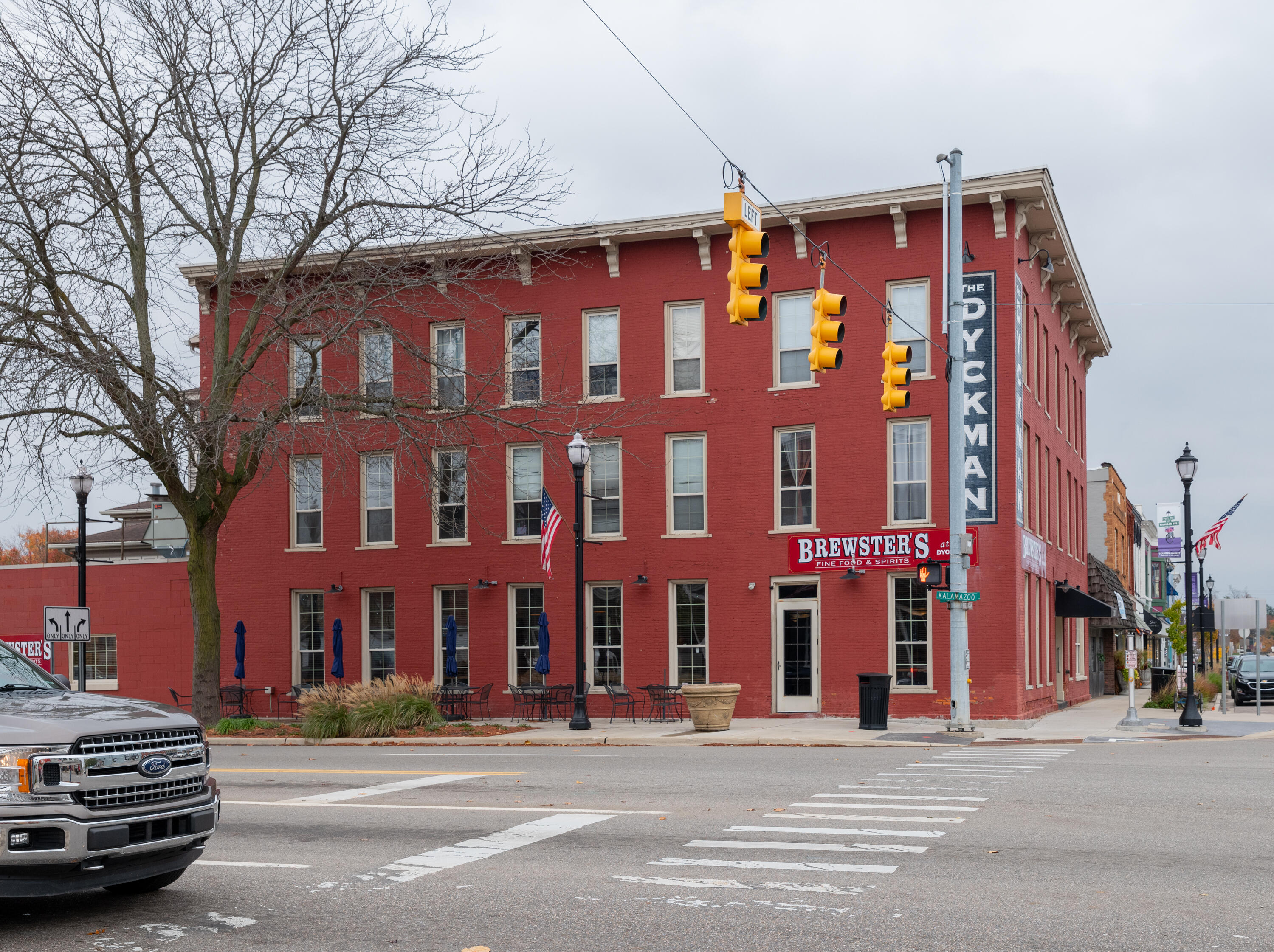 201 E Michigan Avenue 2D