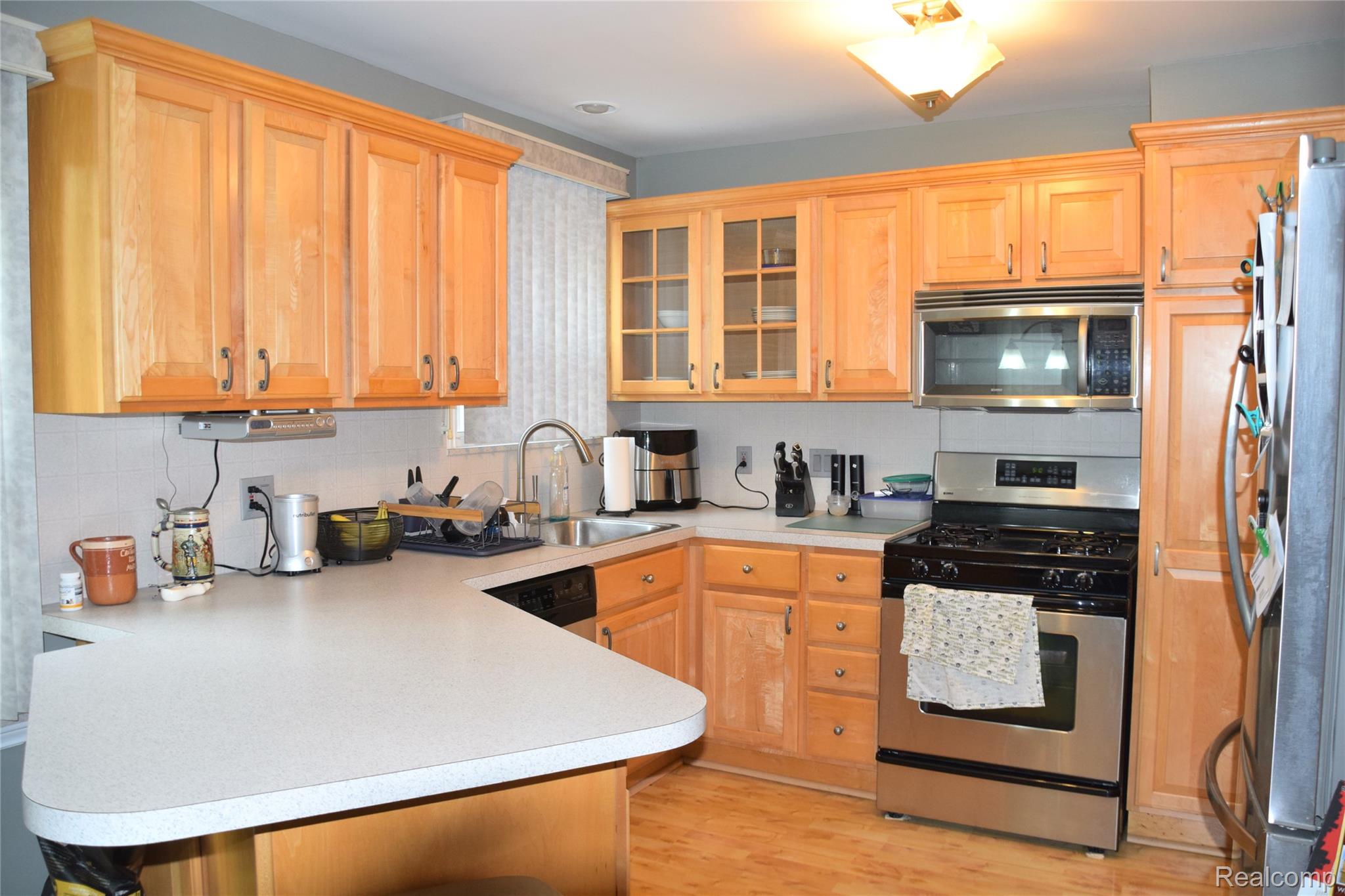 24630 New York Street