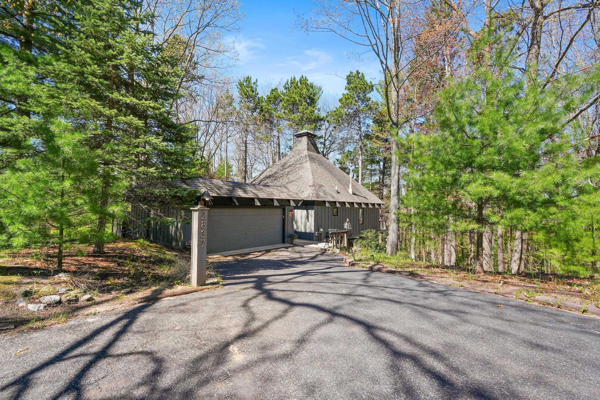 2837 Holiday Pines