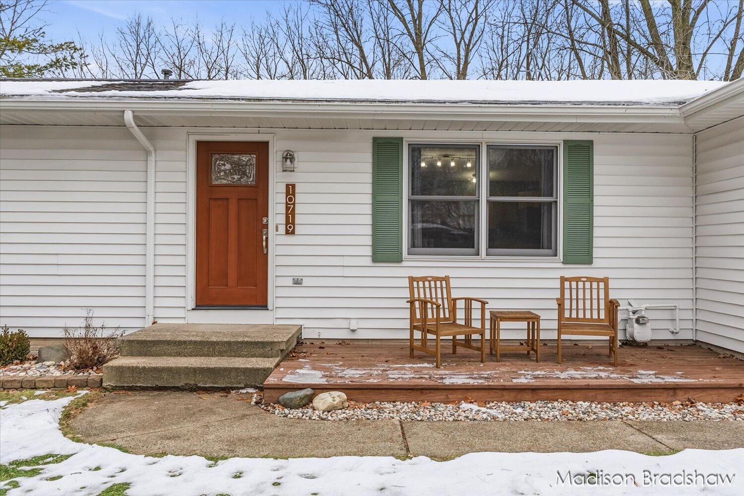 10719 Alpine Avenue NW