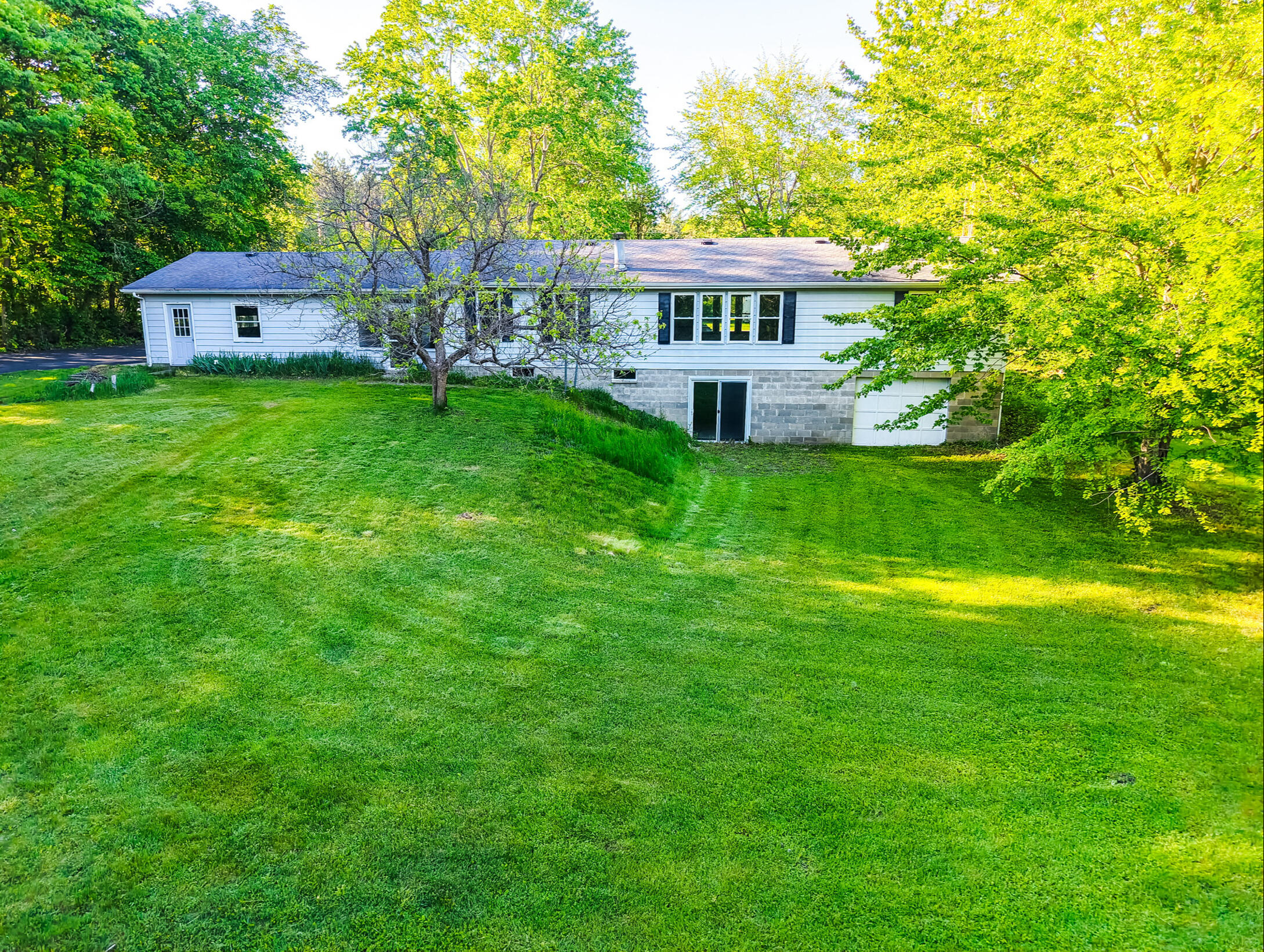 6340 Warren Woods Road