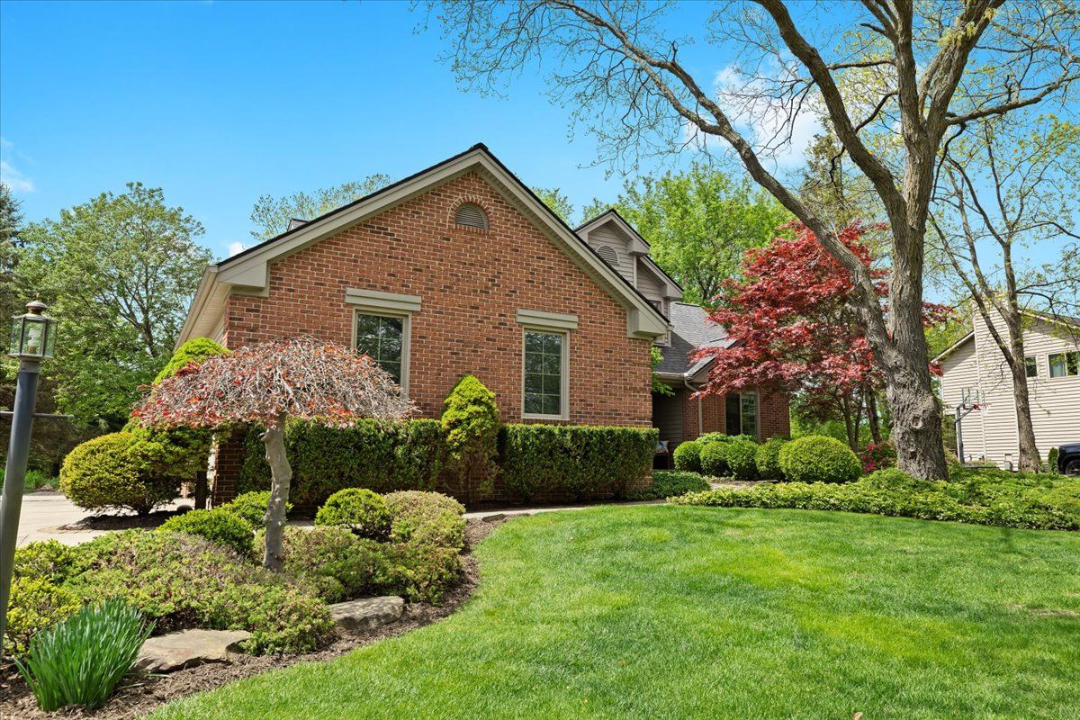 2668 BAY VISTA Drive