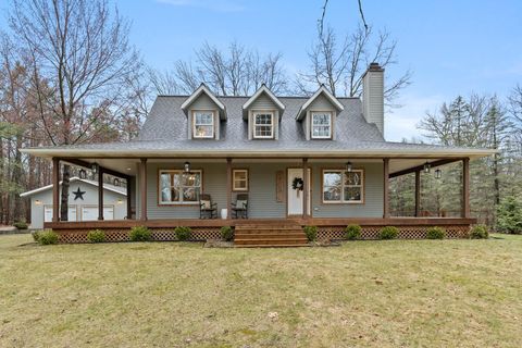 4151 Scenic Pines Drive NE Algoma Township MI 49341