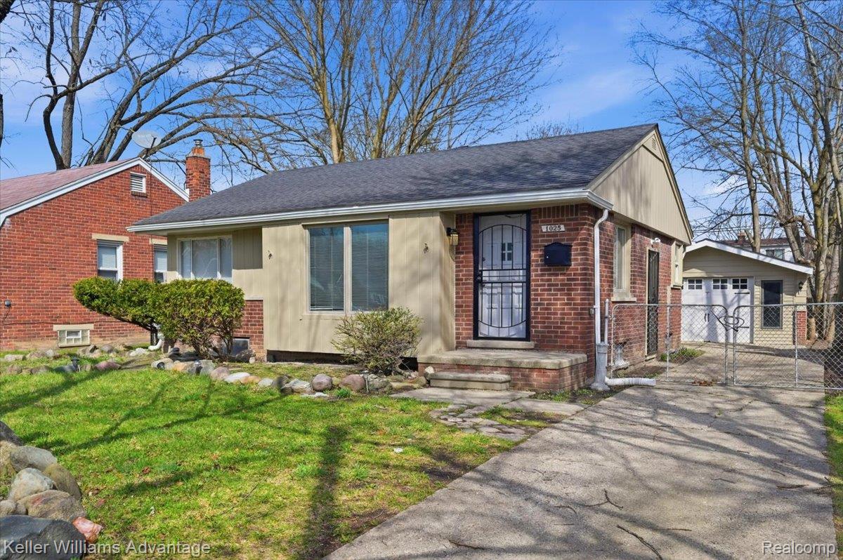 1025 Shadowlawn Street