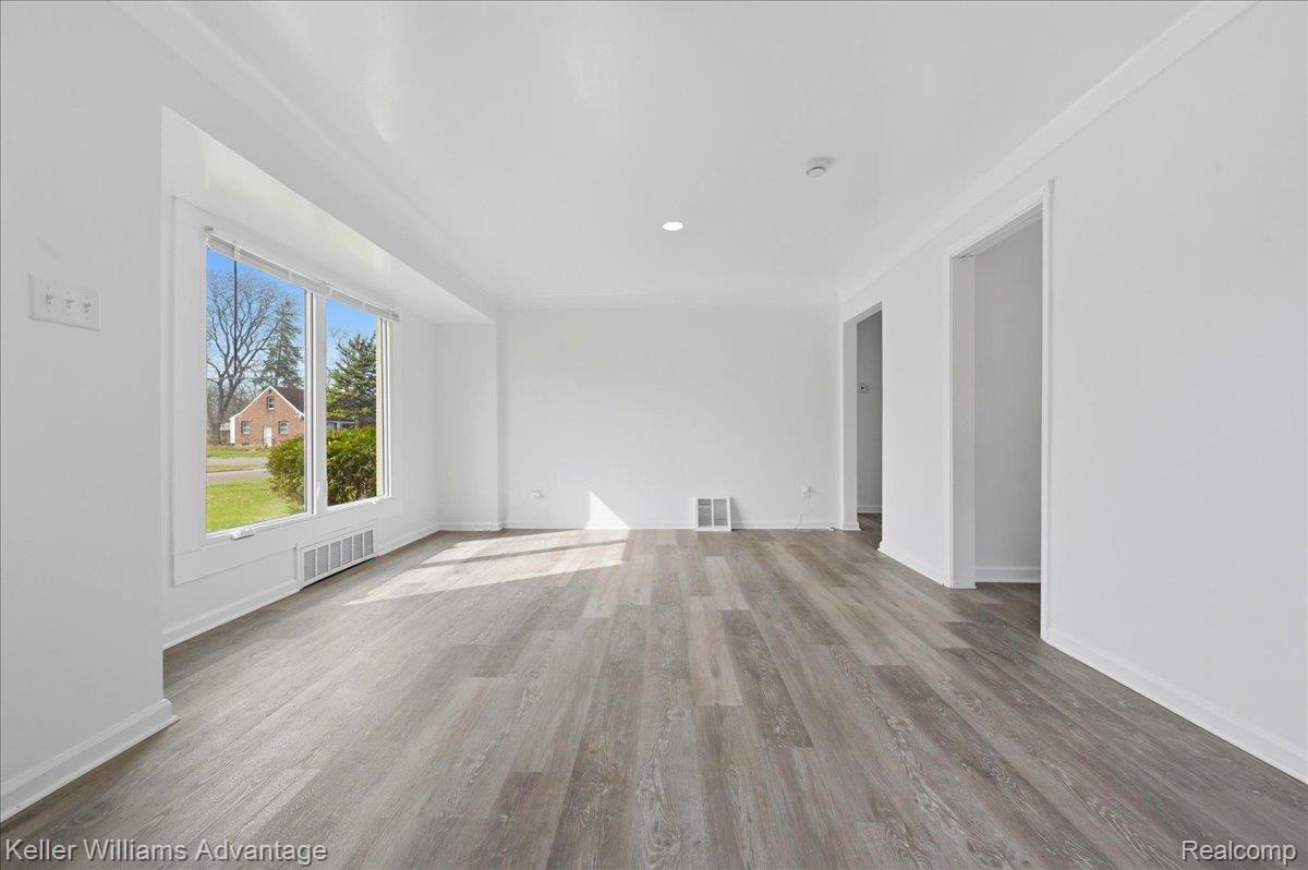 1025 Shadowlawn Street