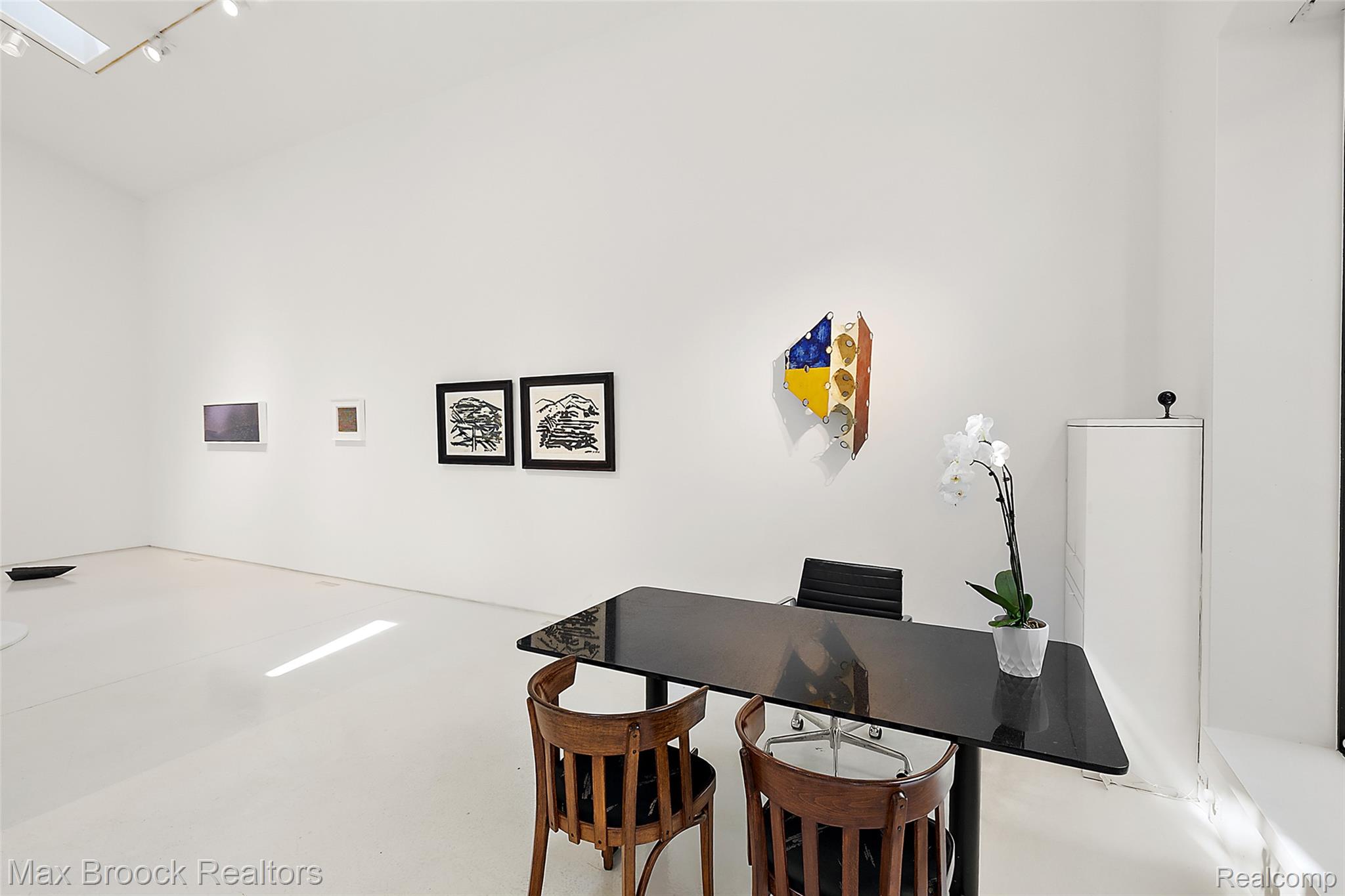 407 W Brown Street