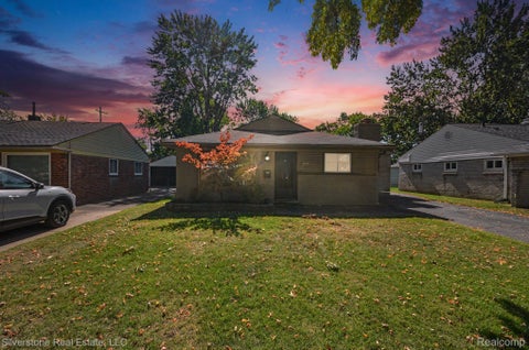 Photo for 255 W Farnum Avenue