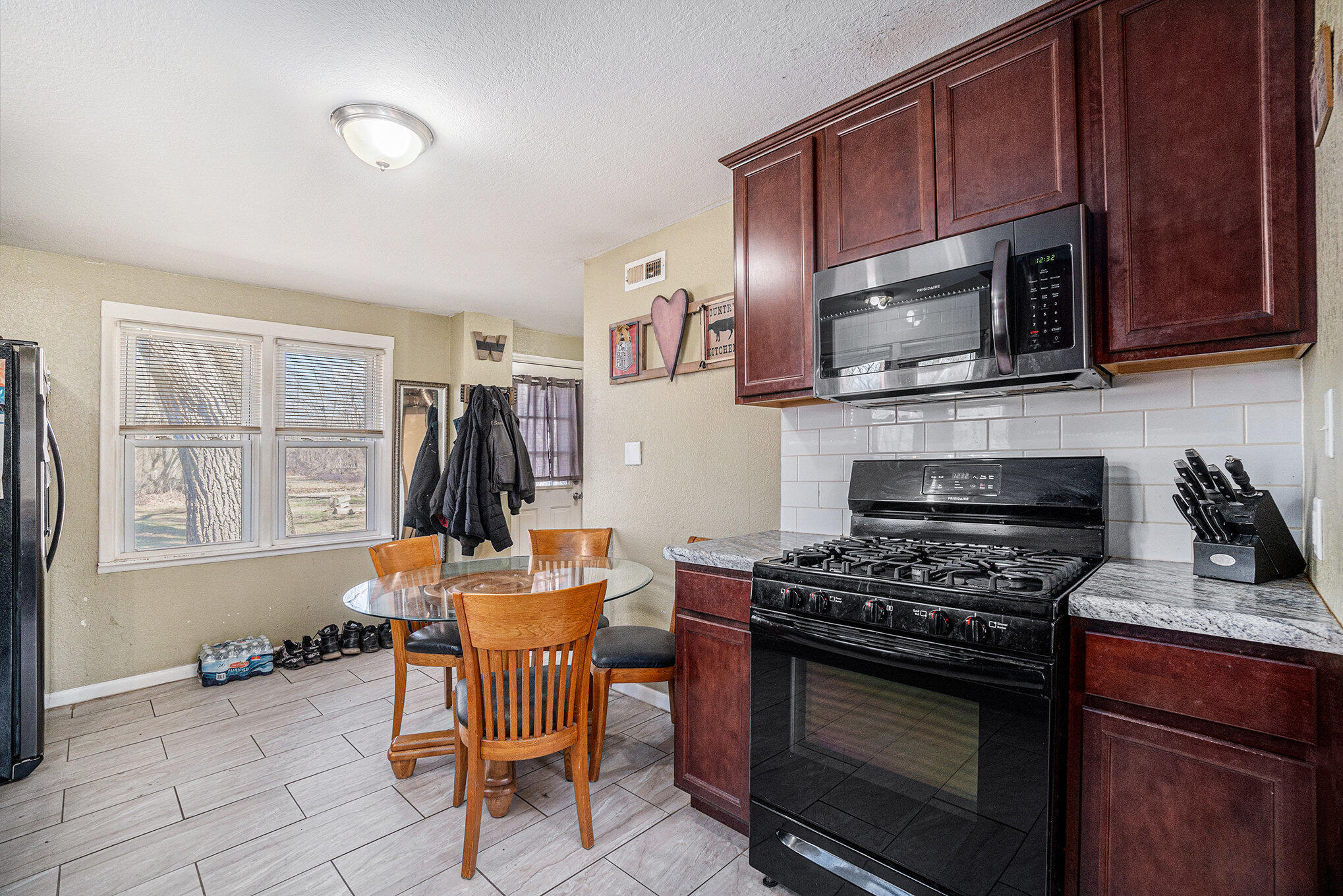 BedfordCharterTownship_Calhoun, Michigan 49037, United States, 2 Bedrooms Bedrooms, ,1 BathroomBathrooms,Residential,Active,96627