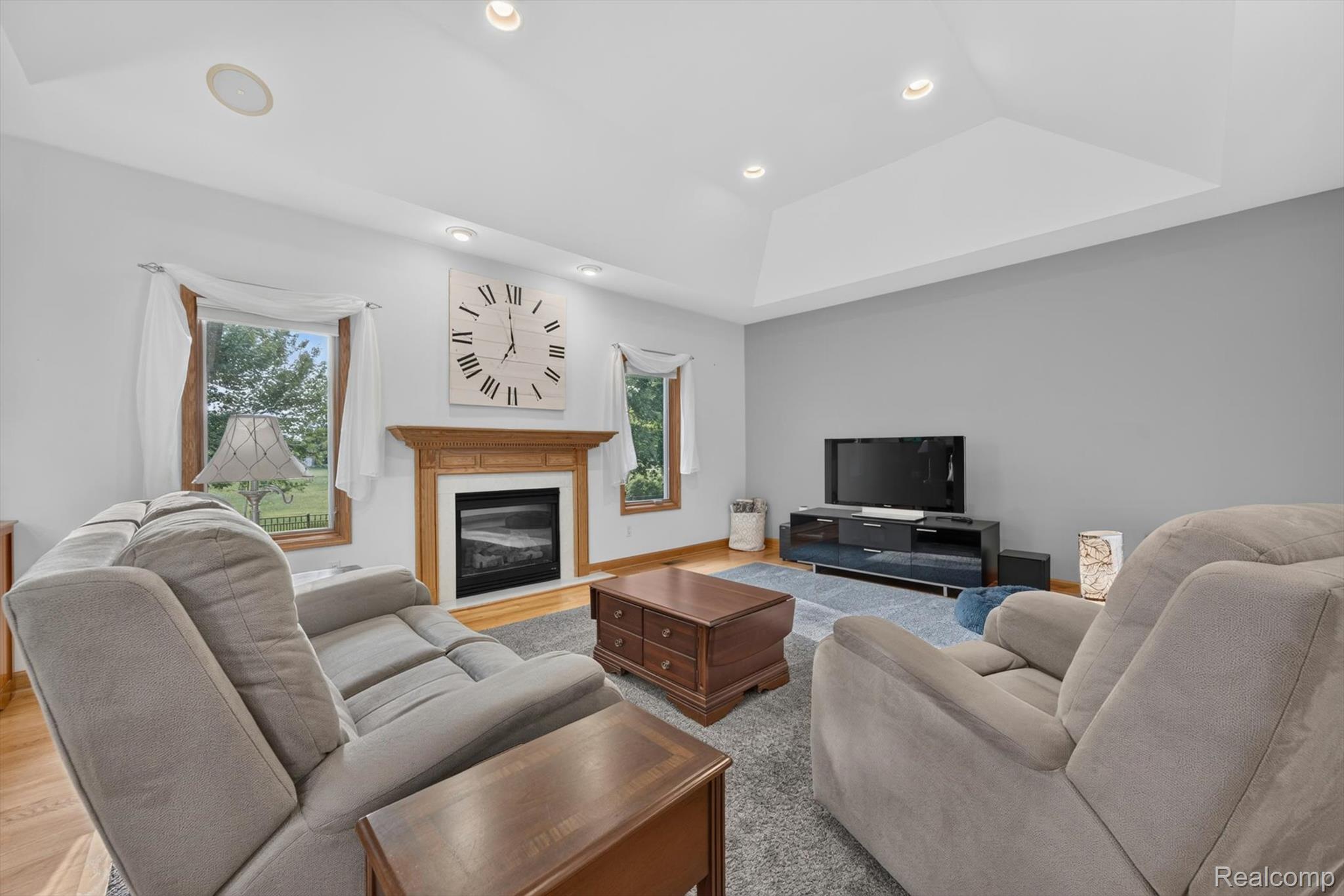 4584 Dolores Drive
