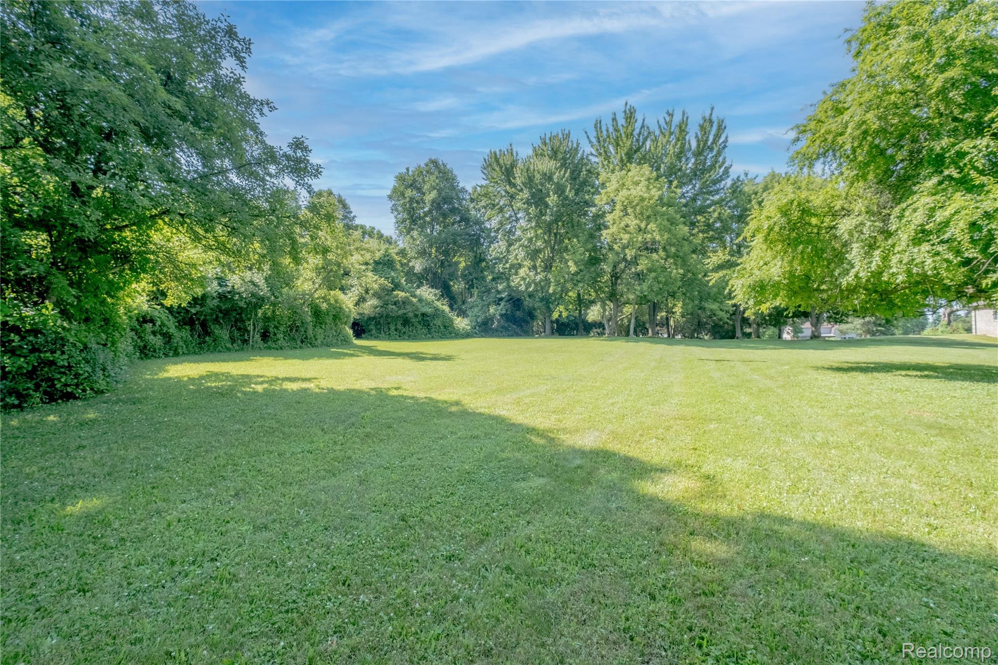 Village Of Clarkston City, Michigan 48346, United States, 3 Bedrooms Bedrooms, ,2 BathroomsBathrooms,Residential,Active,160135