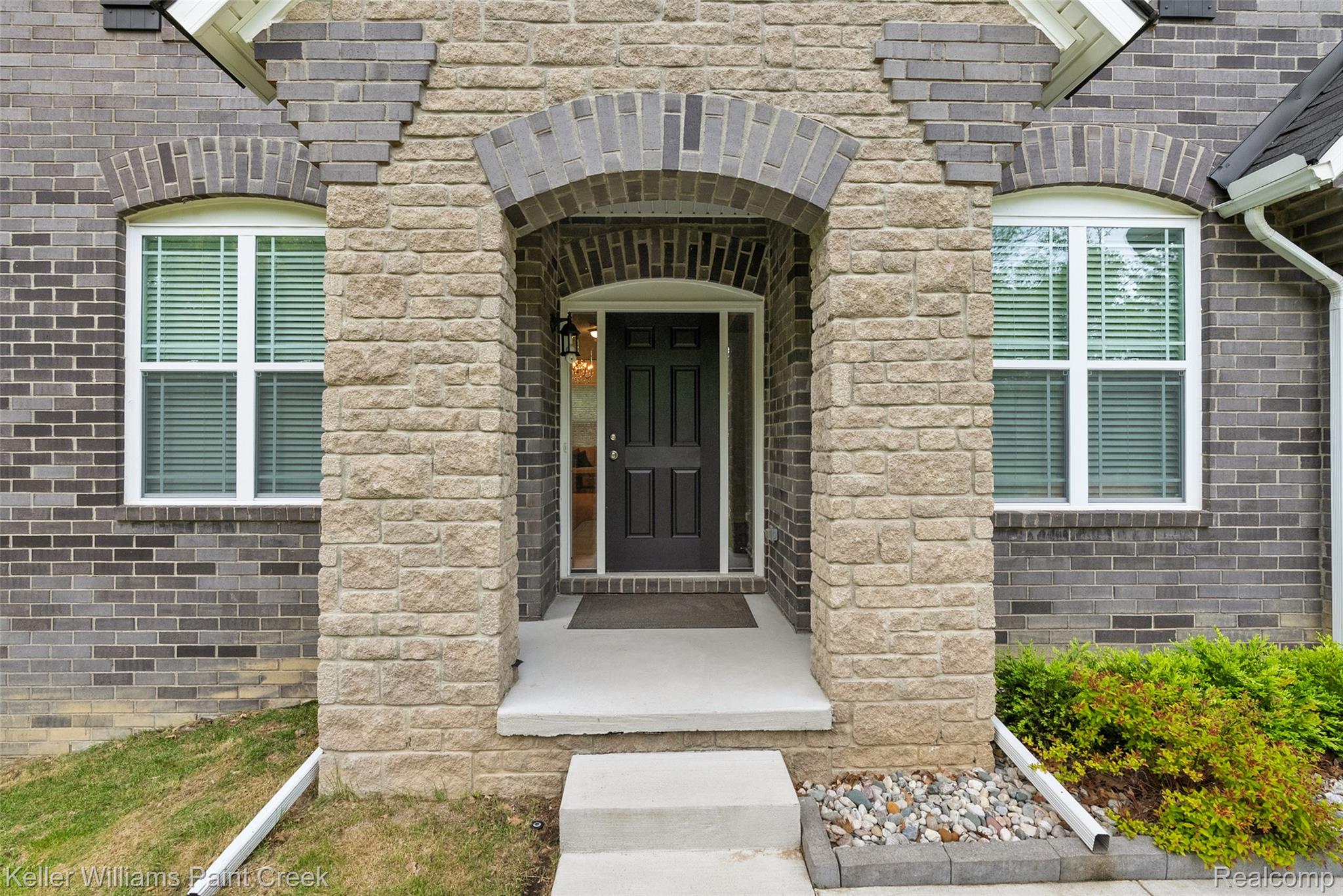 201 Beechview Drive S