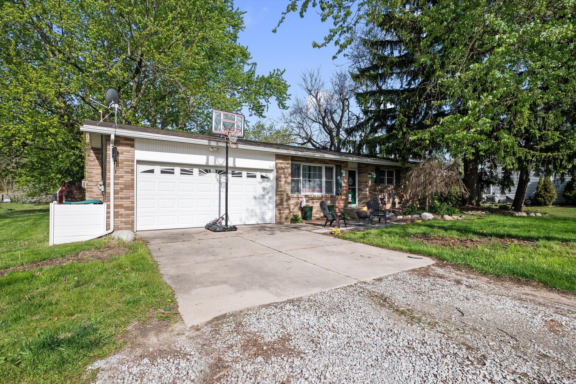 2030 Bauman Road
